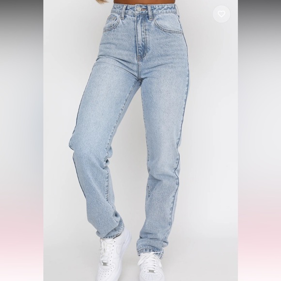 White Fox Boutique Light Blue Straight Leg Jeans - Picture 2 of 6